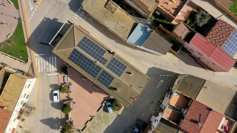 beneficios de las placas solares en hostelería