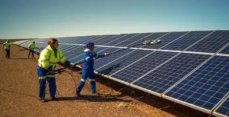 mantenimiento de placas solares