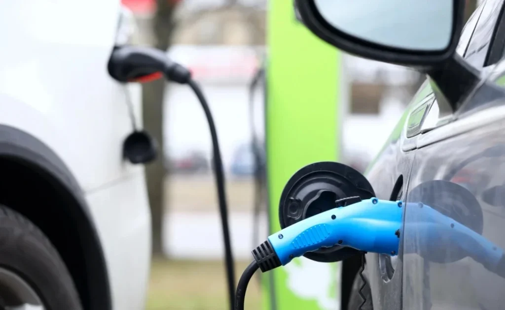 Carga con cargador doble vs individual