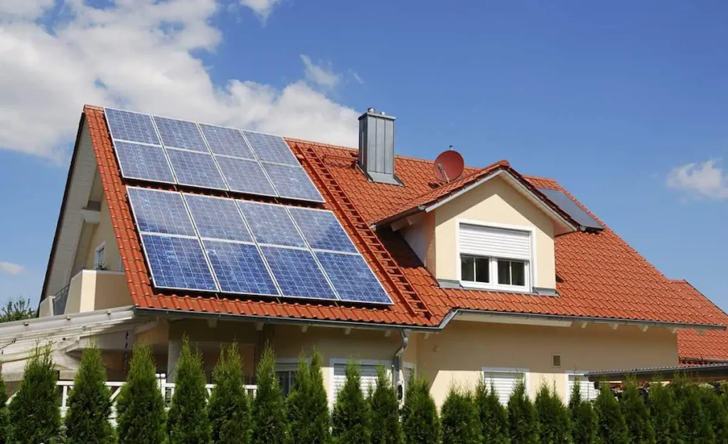 Beneficios de las placas solares en Málaga