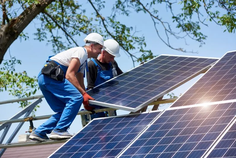 Subvenciones para instalar placas solares Málaga
